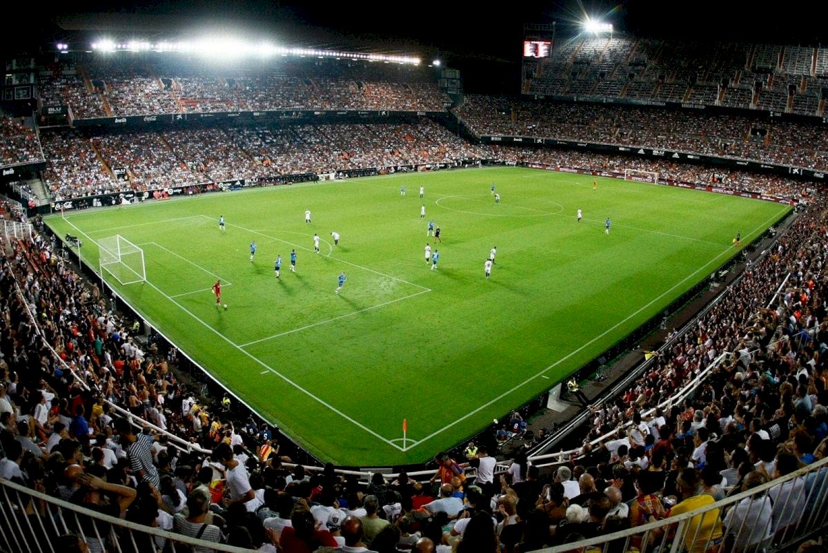 El Valencia Club de Fútbol incrementa un 20 el número de asistentes a