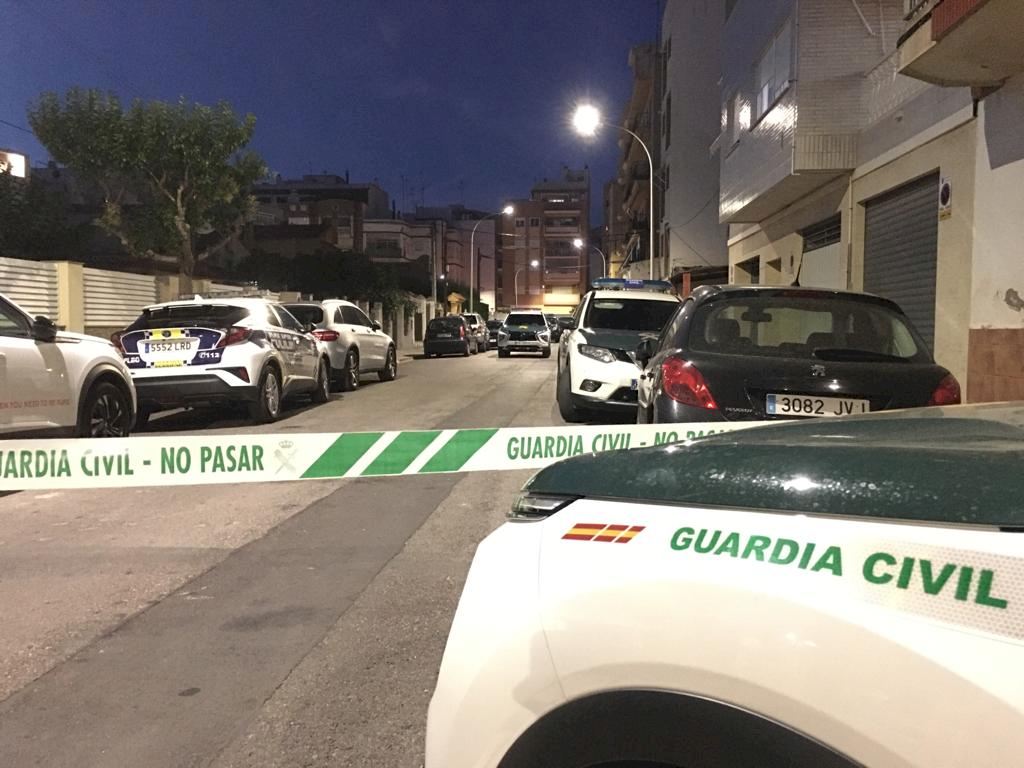 La Guardia Civil Encuentra Muerto Al Hombre Atrincherado Con Una