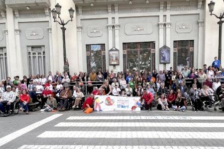 Cerca de 250 se reúnen en Villena para celebrar el X Encuentro Provincial de Asociaciones de COCEMFE Alicante