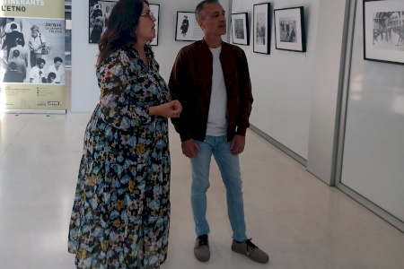 Inaugurada la exposición Jarque la càmera i la vida en el Centro Cultural Mario Monreal