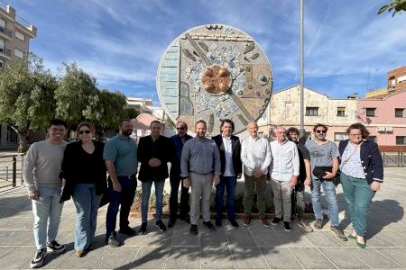 El mural cerámico del artista castellonense Ángel Igual inspirado en la UNESCO ya luce en Manises