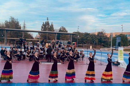 La Banda UJI y el Centre Municipal de les Arts de Burriana presentan el espectáculo "Ballem?"