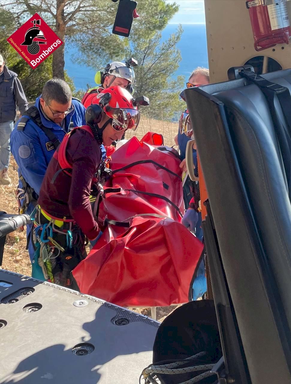 Accidente De Caza En La Sierra De Bernia Un Hombre De Se Dispara