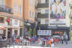 La ciudadanía de Picassent ya disfruta de las terrazas de bares y restaurantes