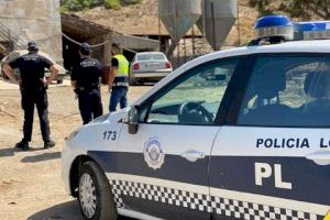 La Policía Local de Elche descubre en Saladas una granja con un matadero clandestino de animales para la fiesta del cordero