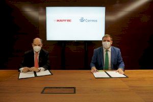 Correos ofrecerá en sus oficinas la posibilidad de contratar seguros de Mapfre