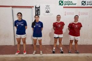 Beniarbeig-El Verger abre hueco con Bicorp en el Autonómico de raspall por parejas femenino