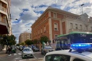 Los trabajadores penitenciarios protestan por las condiciones laborales en la prisión de Albocàsser