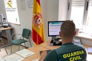 La Guardia Civil detiene a un varón que obligó a otro a transportar droga en sus genitales