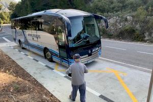 Inaugurada la parada de autobús “Enriquet de L'Abdet”