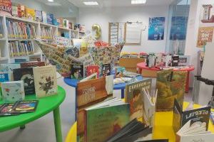 Las bibliotecas municipales celebran el Día del Libro con exposiciones, recomendaciones literarias, charlas y un concurso de microrrelatos