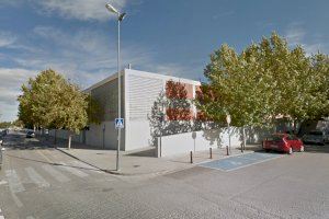 Compromís per Ontinyent demana reobrir la piscina coberta a persones no federades complint les normes d’aforament