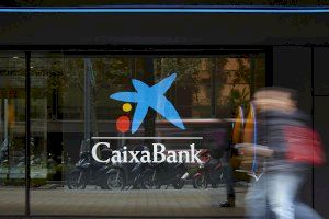 Caixabank dispara los beneficios el primer trimestre por el efecto Bankia