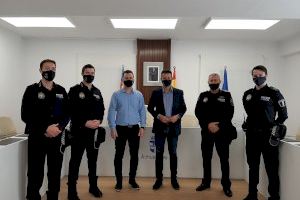 Tres nuevos agentes interinos se incorporan al cuerpo policial de Almussafes