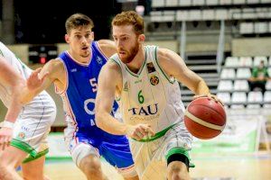 El TAU Castelló cumple en su primer partido del Play-Off de ascenso