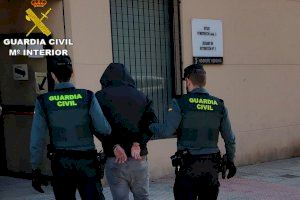 Dos detinguts a Gandia per robar regals de Reis Mags de les oficines de Correus