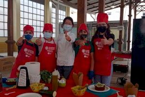 Estudiantes de Primaria cocinan con ciencia el futuro de la mano de la UPV en el día nacional de la nutrición