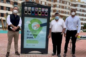 Alzira celebra el Dia Mundial del Medi Ambient amb la instal·lació d’un nou minipunt net en la en la plaça Elisa Ramírez