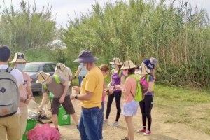 Planeta Massanassa realiza actividades medioambientales en la Albufera