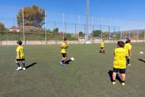 Més de un centenar de jugadors ja disfruten del Campus d'Estiu CD Espor Base Ontinyent