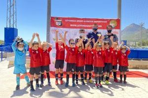 El prebenjamín del CF La Nucía ganó el “Torneo Futuras Leyendas” en “casa”