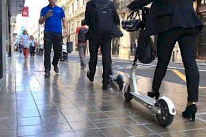 Les bicicletes i els patinets són el tercer vehicle que més baixes laborals provoquen per accident de trànsit en la Comunitat