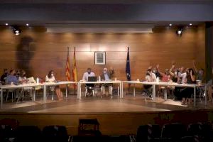 El Pleno de Altea aprueba la revisión de la concesión del servicio público de aparcamiento