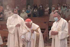 El Cardenal preside una misa en Corbera durante la novena por el 50 aniversario de la Coronación Canónica de la Mare de Déu del Castell