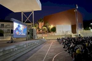 3.000 personas disfrutaron el “Cine Familiar Estival” en La Nucía