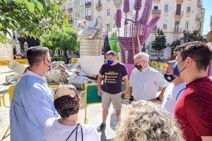 L'alcalde reconeix al món faller la seua tenacitat i la seua ràpida resposta davant l'episodi de pluges intenses