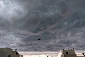 Les tempestes i la calamarsa descarreguen amb força a Castelló