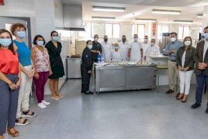 10 usuarios del CEEM-CRIS participan en un curso de formación culinaria en el CdT