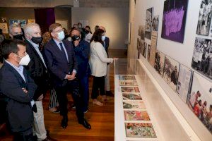 Ximo Puig ha visitado la exposición 'Carmen Alborch. El arte y la vida' en el Centre del Carme Cultura Contemporània