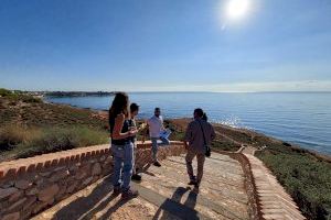 Medio Ambiente comienza a retirar especies invasoras en la cala de La Glea