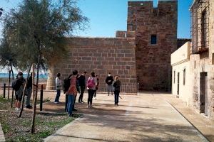 Alumnado de la Escuela de Arquitectura de la UPV visita el complejo defensivo y portuario del Grau Vell de Sagunto