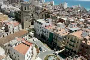 Sanidad registra tres grandes brotes en Vinaròs, Alicante y Llanera de Ranes