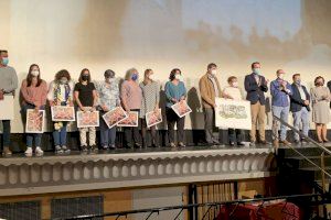 El Ayuntamiento de Cheste homenajea a los profesionales sanitarios del Centro de Salud 