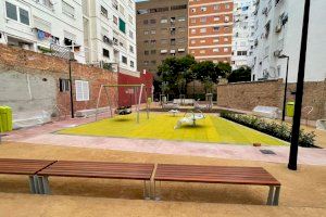 El barrio de Montolivet de Valencia estrena un nuevo jardín en la plaça de Sor Guillermina