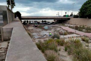 Alicante rehabilita las pasarelas de acceso a la playa de La Albufereta