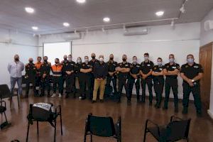 La Policia Local de l’Alcúdia de Crespins realitza un curs de riscs laborals i primers auxilis