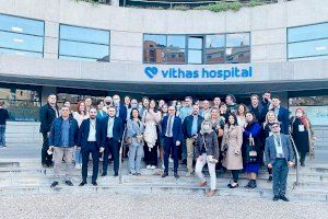 Vithas Valencia 9 de Octubre ha acogido la visita de 40 mediadores de salud para mostrar todos los servicios ofertados al paciente internacional