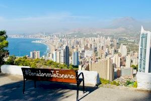 Benidorm fideliza a sus turistas: el 75’3% ya han visitado antes la ciudad