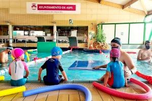 Comienza el periodo de renovaciones de los cursos de la Piscina Tomás Martínez Urios de Aspe