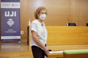 Margarita del Val: «Les vacunes contra el SARS-CoV-2 són les més segures de tota la història»