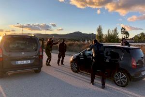 La Policia Local de l’Alcúdia de Crespins participa en un curs d’intervenció de vehicles