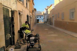 L’Alcúdia de Crespins comença les obres de millora i semipeatonalització del Carrer Cervantes