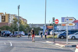 Mobilitat protegeix les persones usuàries de bici i VMP en la Ciutat de l’Aprenent i amplia l'actuació al barri Sant Marcel·lí