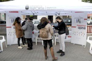 ‘Paiporta Opina’ visita la plaza Xúquer