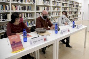 La Biblioteca de Paiporta acull la presentació del llibre “Clar i ras. Parlem del càncer”