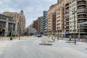 L'enllumenat de la plaça Ciutat de Bruges entra en funcionament